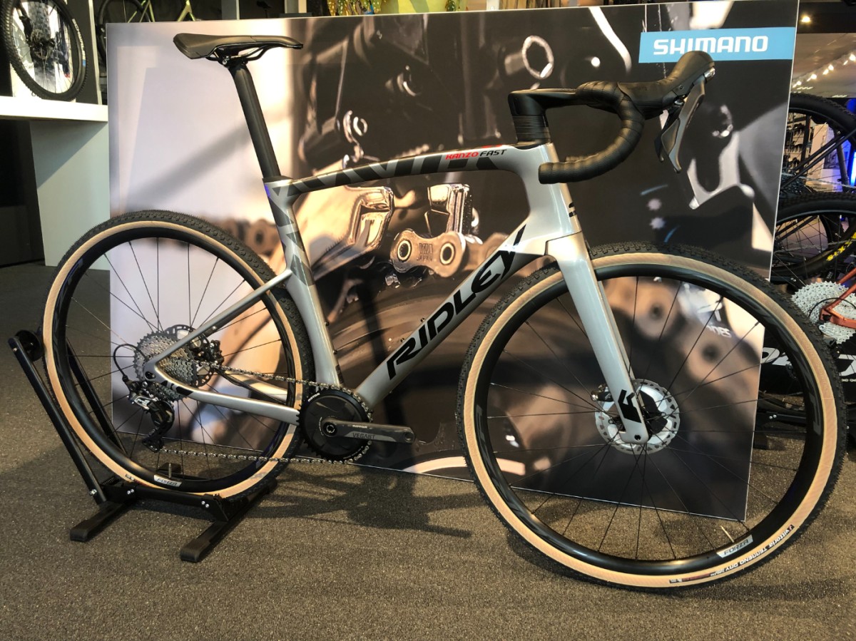 Ridley Kanzo Fast, Anthracite Metallic-Grey Metallic Fietsenwinkel Zutphen
