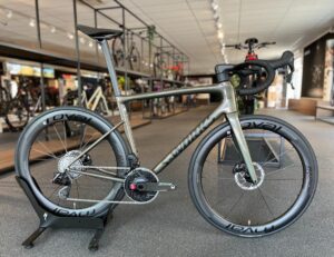 Specialized Tarmac SL8 S-Works Cypress Metallic/ Gold Pearl 56cm 2025