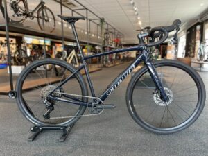 Specialized Diverge 4 Sport Gloss Dark Navy / Dolomite Metallic 56cm 2026