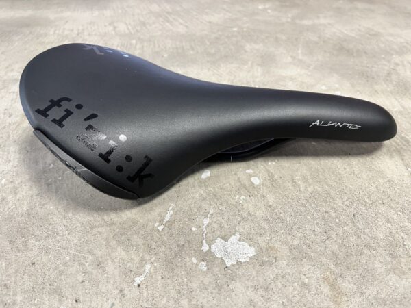 Fizik Aliante Large Zwart (licht gebruikt)