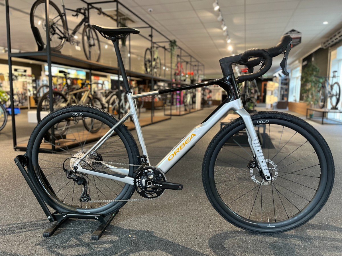 ORBEA Terra M20 Team Heren Spark Silver/ Black (gloss) XL XL 2026