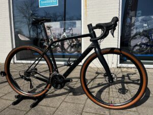 Pinarello Granger X3 Black On Black 55cm 2024